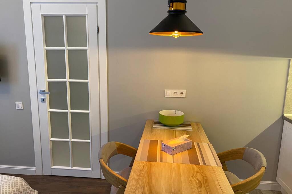 Hidden Gem With Its Own Private Entry At Lypky Apartment Kiev Exterior foto